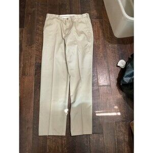 Haggar Men's Classic Fit Khaki Pants